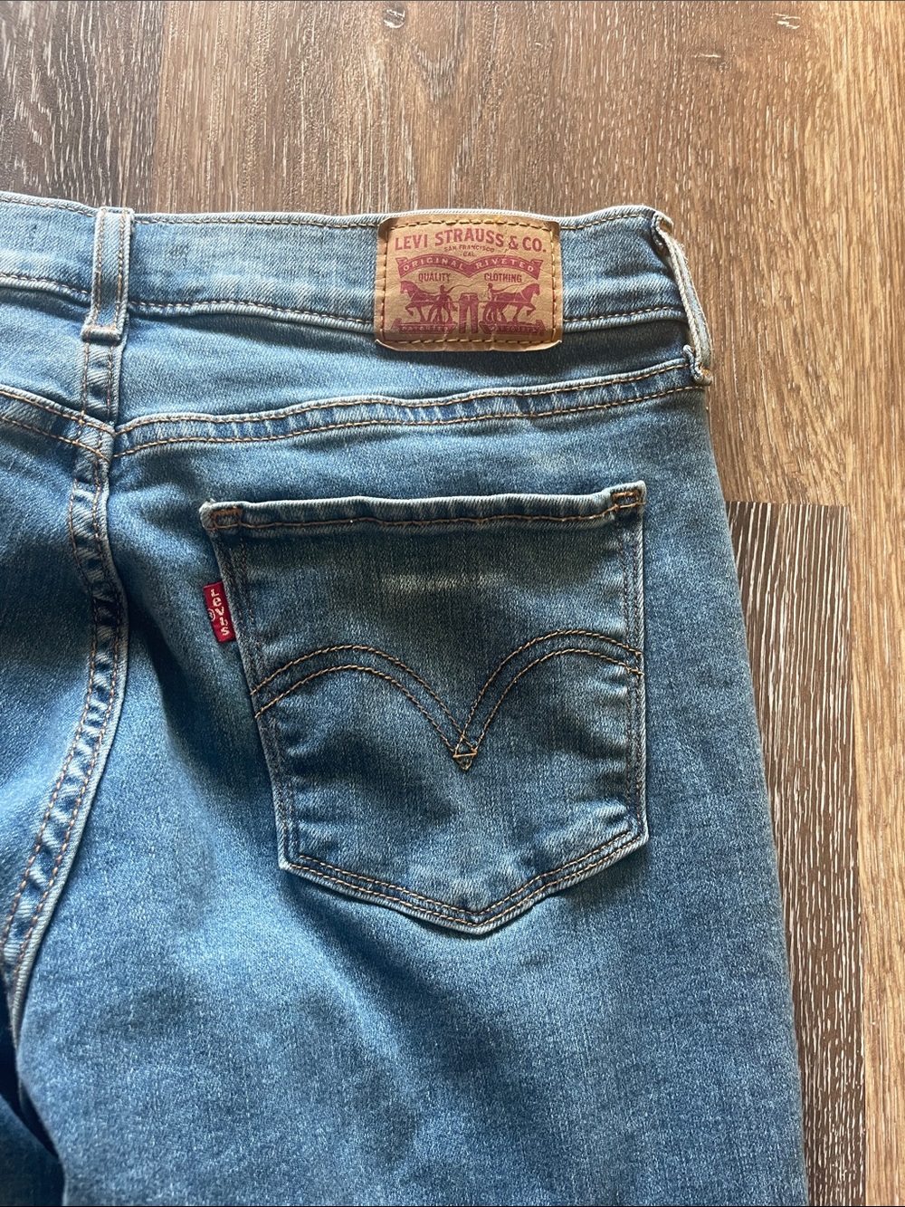 LEVIS classic bootcut - Picture 8 of 16